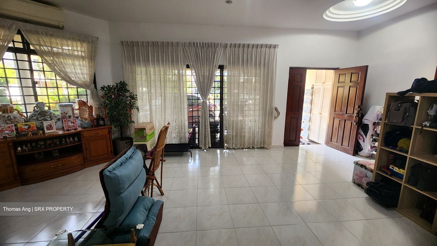 Lim Ah Pin Road (D19), Terrace #505589361